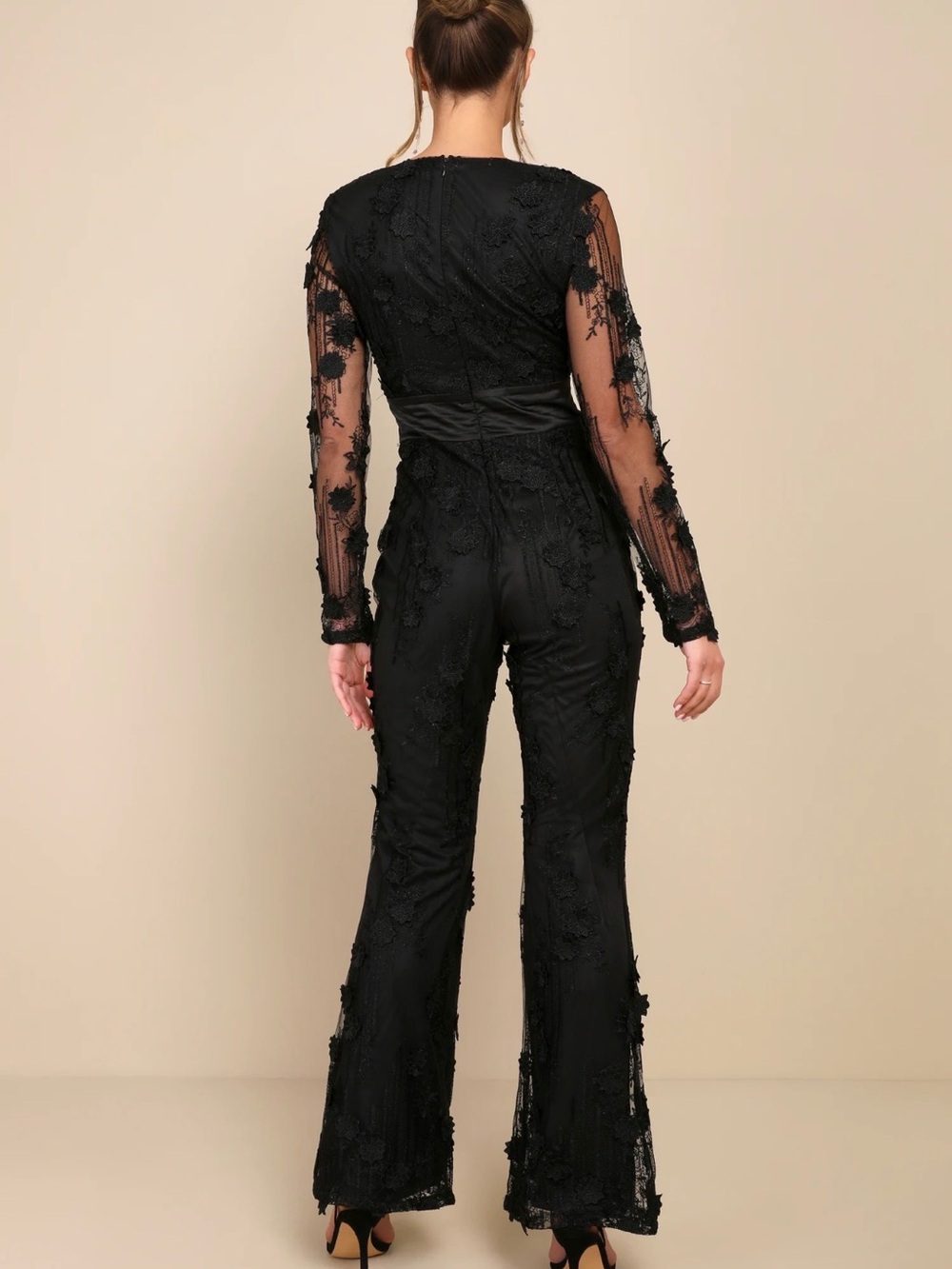 Lulu's, NWT Floral 3d Black Lace V-Neck Long-Sleeve Jumpsuit, Size L - Picture 8 of 16